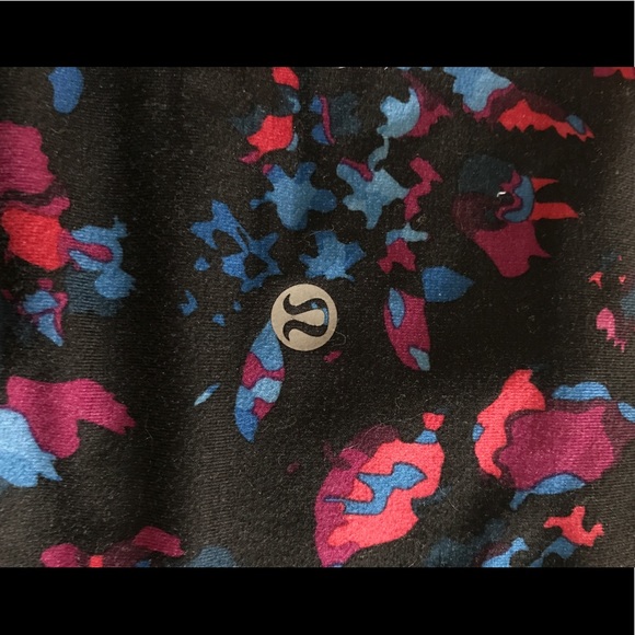 Lululemon high rise leggings!❤️ - Picture 3 of 3